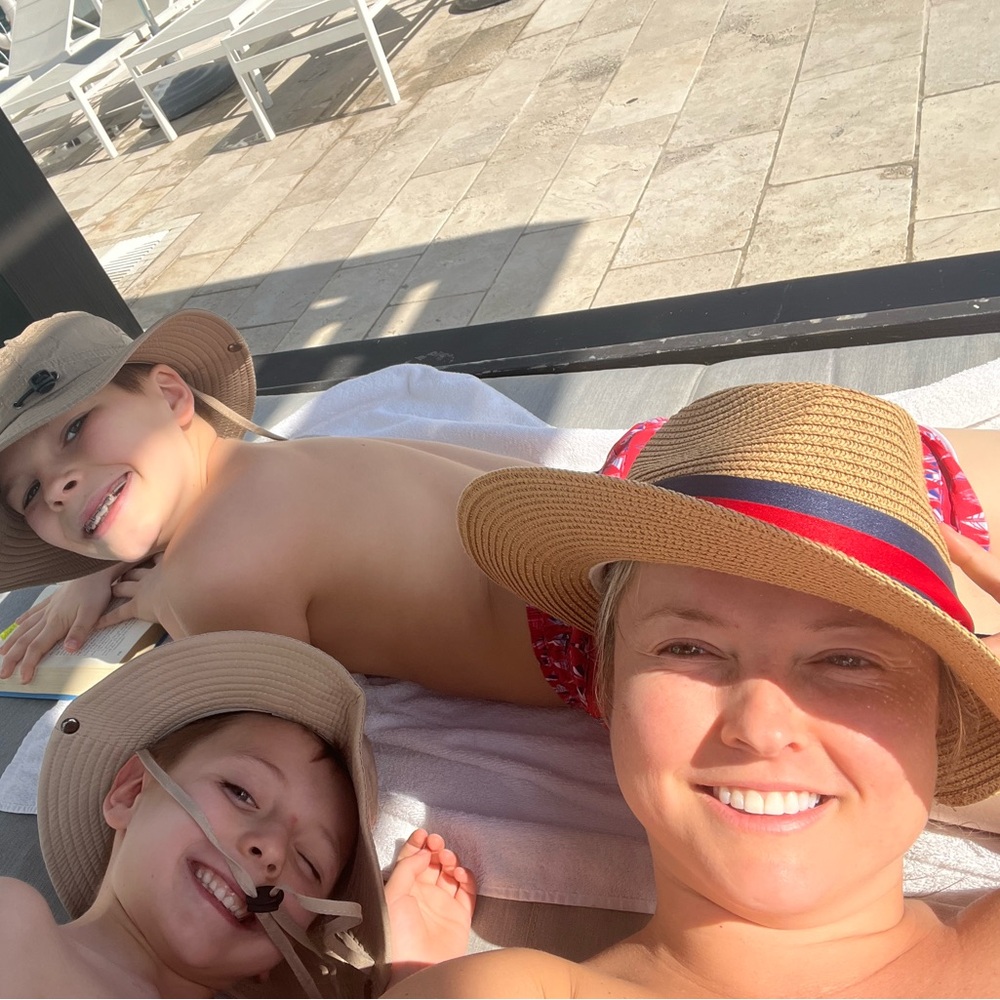 Meet your Posher, Rita